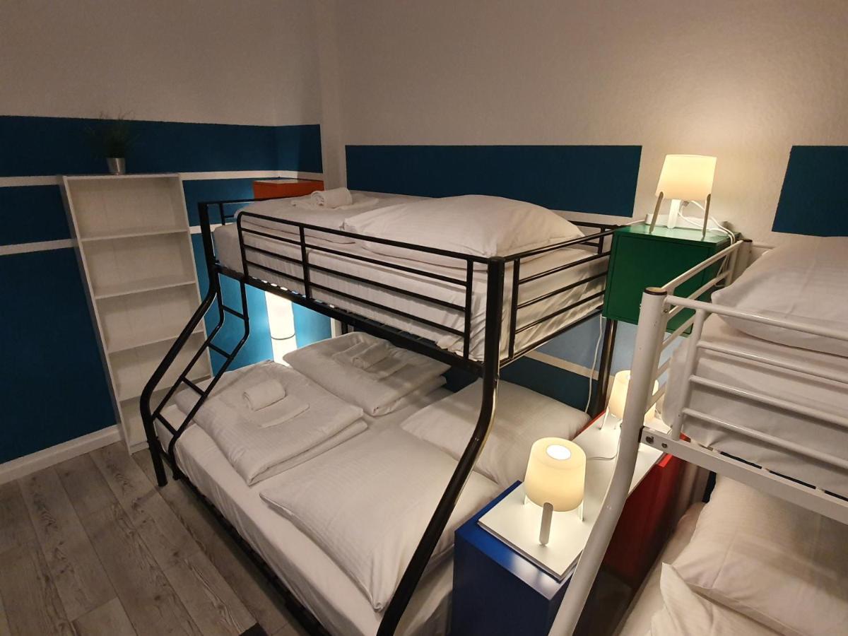 Central Lichtenberger Apartment For 6 People Berlin Kültér fotó