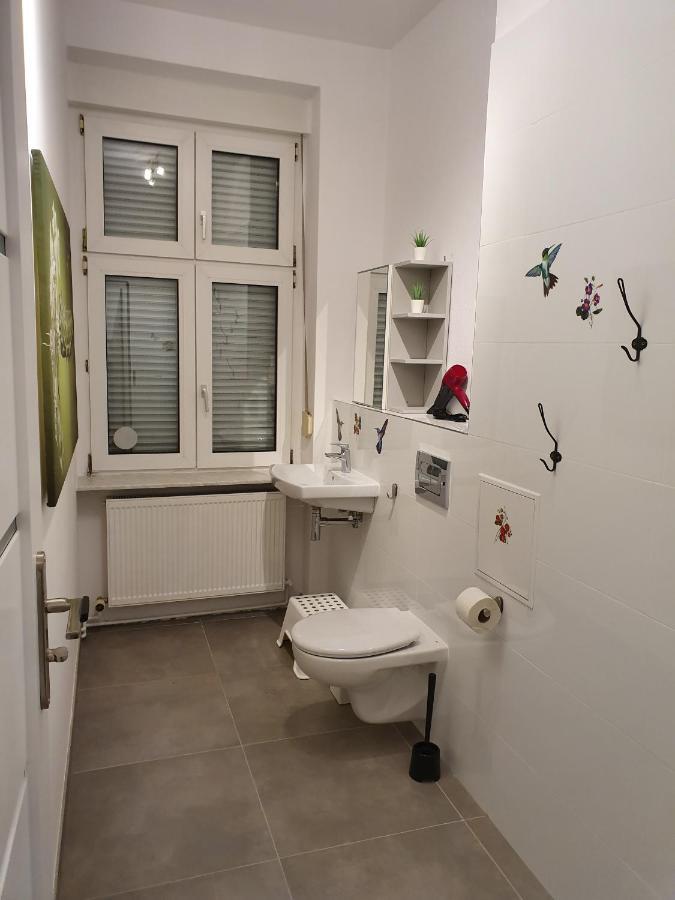 Central Lichtenberger Apartment For 6 People Berlin Kültér fotó