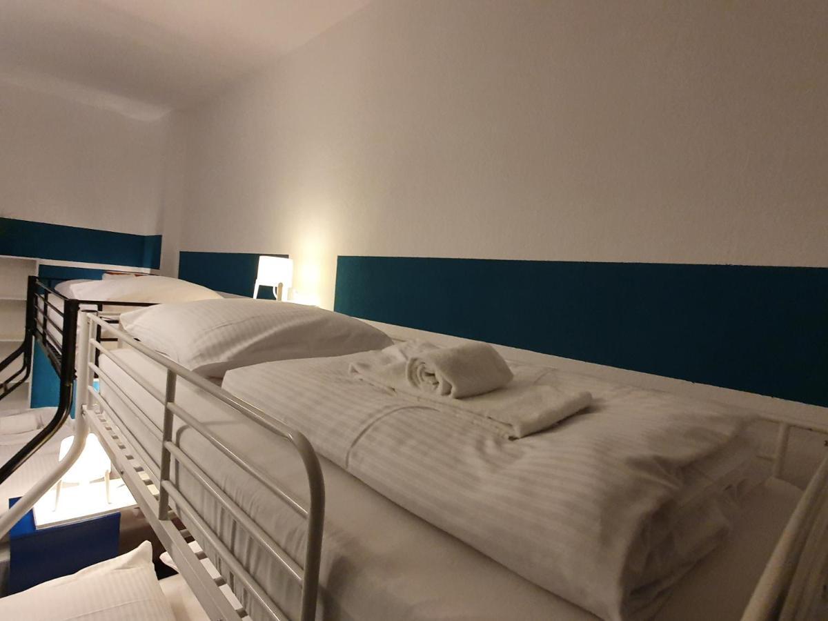 Central Lichtenberger Apartment For 6 People Berlin Kültér fotó